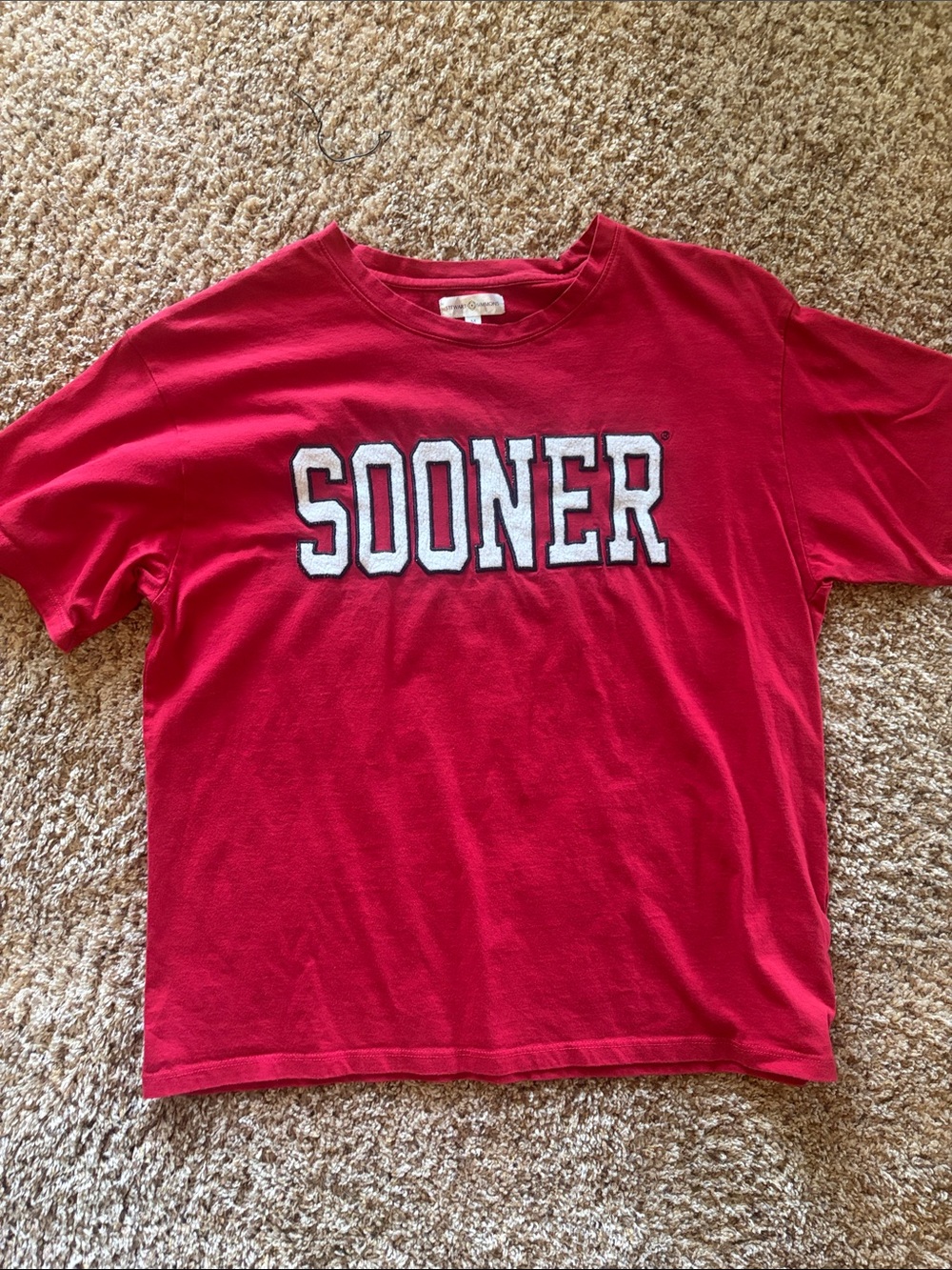 SOONER Short Sleeve Tee in Red
